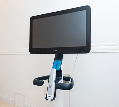 東京大森の歯医者・矯正歯科「大森沢田通り歯科・予防クリニック」｜口腔内スキャナー